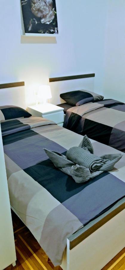 Zpula Center Studio Apartments Buitenkant foto