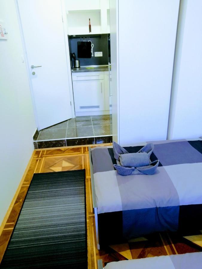Zpula Center Studio Apartments Buitenkant foto