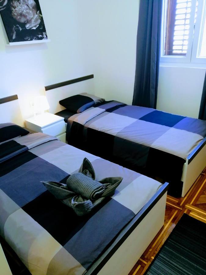 Zpula Center Studio Apartments Buitenkant foto